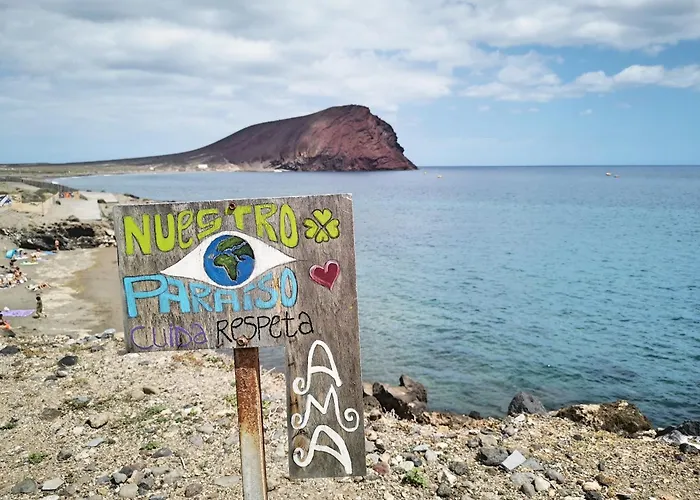 Home2book Sunny Coastal Getaway