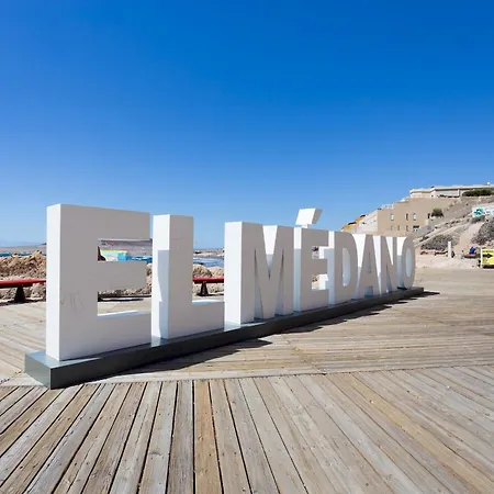 Home2book Sunny Coastal Getaway *