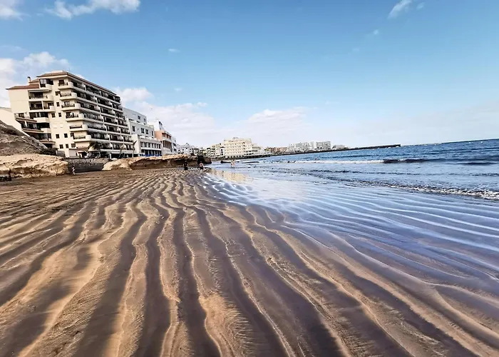 Home2book Sunny Coastal Getaway 아파트 엘메다노