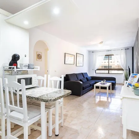 Home2book Sunny Coastal Getaway Apartament *