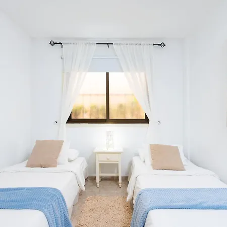 Apartament Home2book Sunny Coastal Getaway